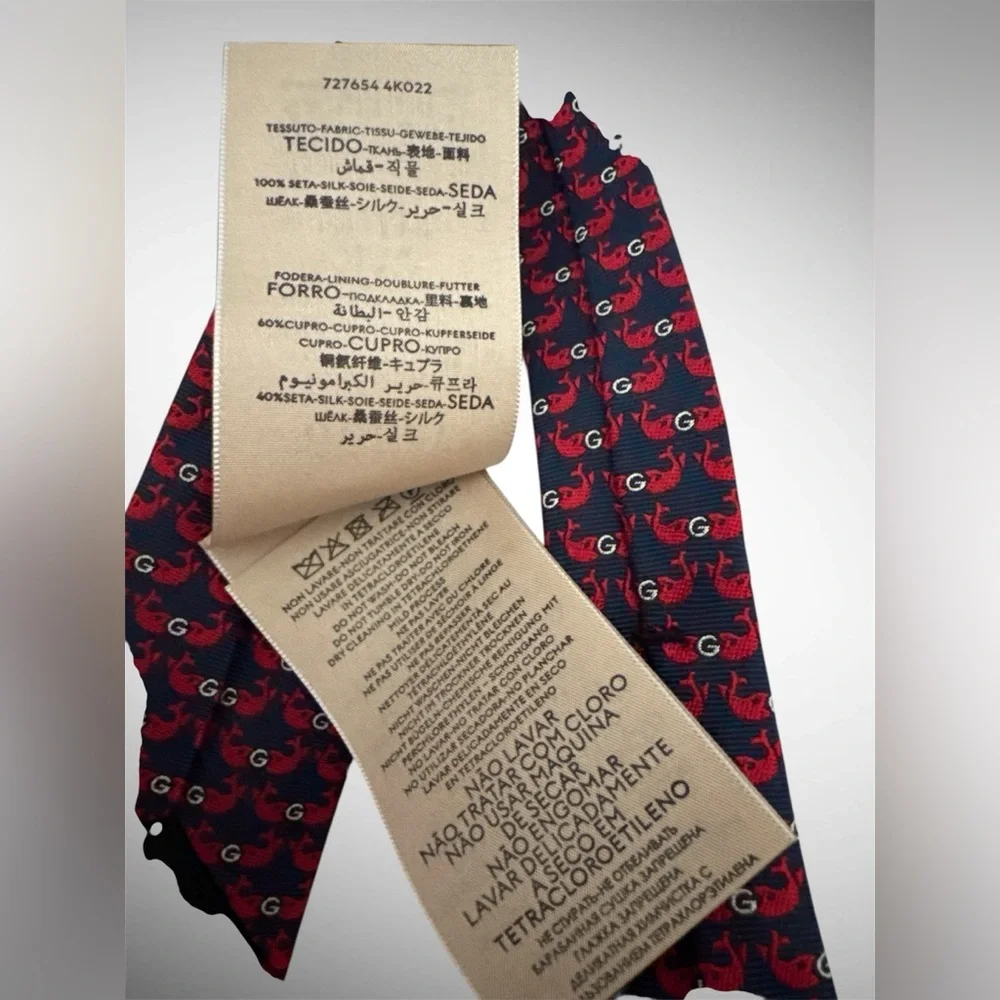 Gucci 100% Silk Red and Blue Tie sz S 100 cm